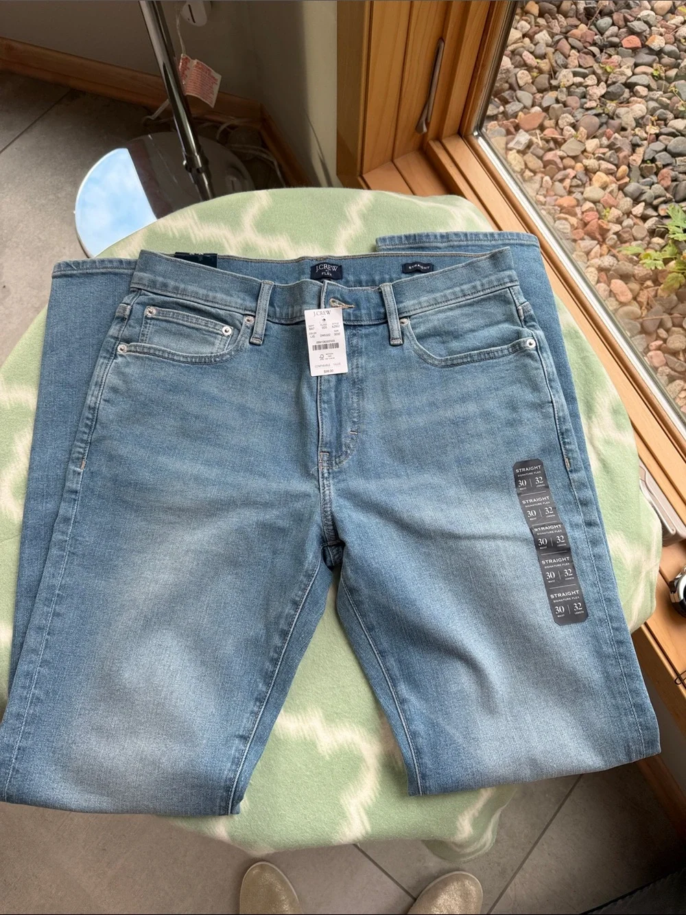 NWT J. Crew Light Blue Signature Flex Straight-Leg Jeans men’s 30x32
